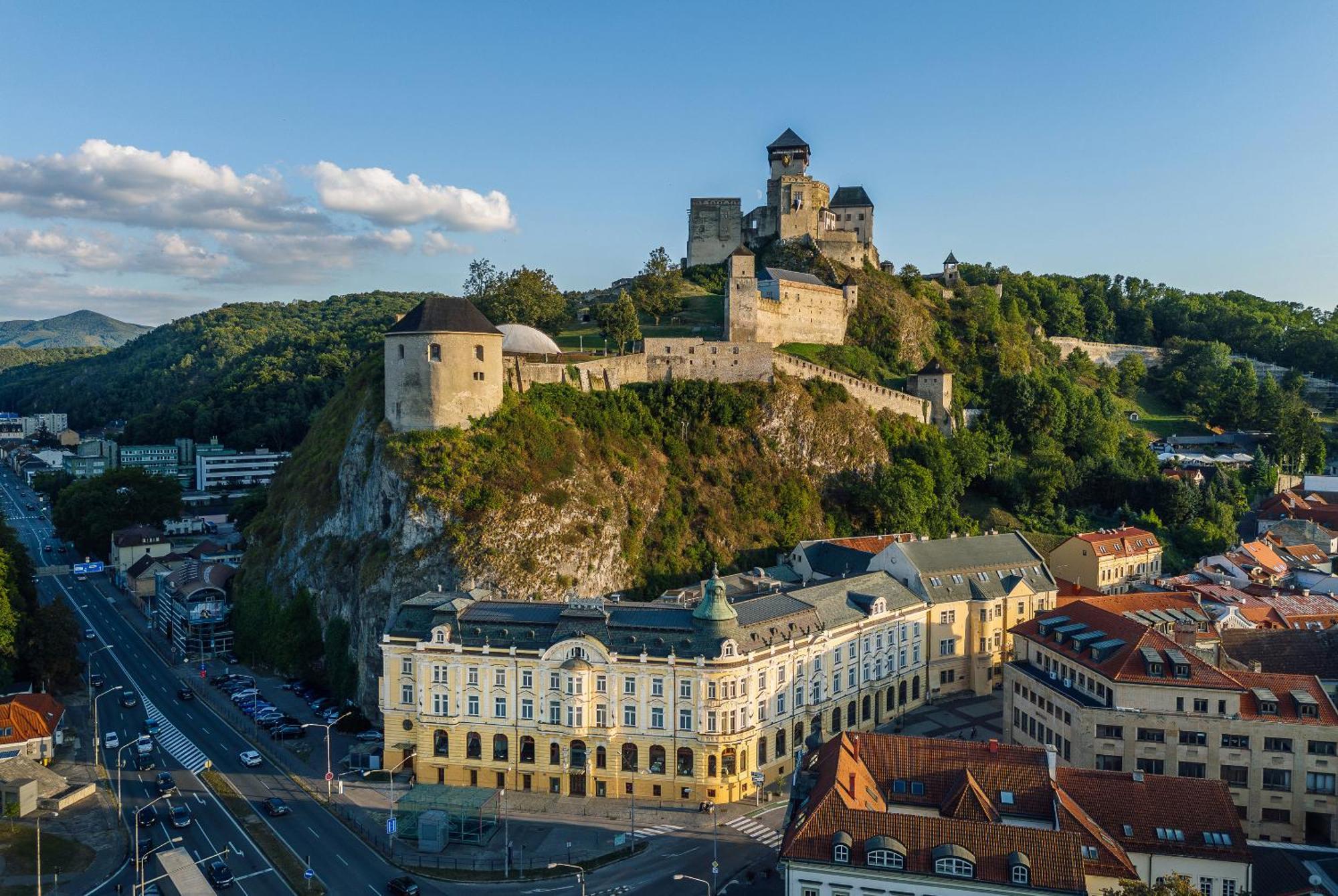 Hotel Elizabeth Trenčín Extérieur photo